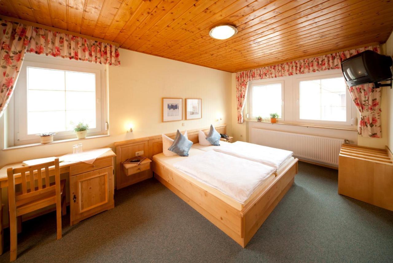 Gasthaus Zur Wolfsschlucht Hotel Sugenheim Kültér fotó