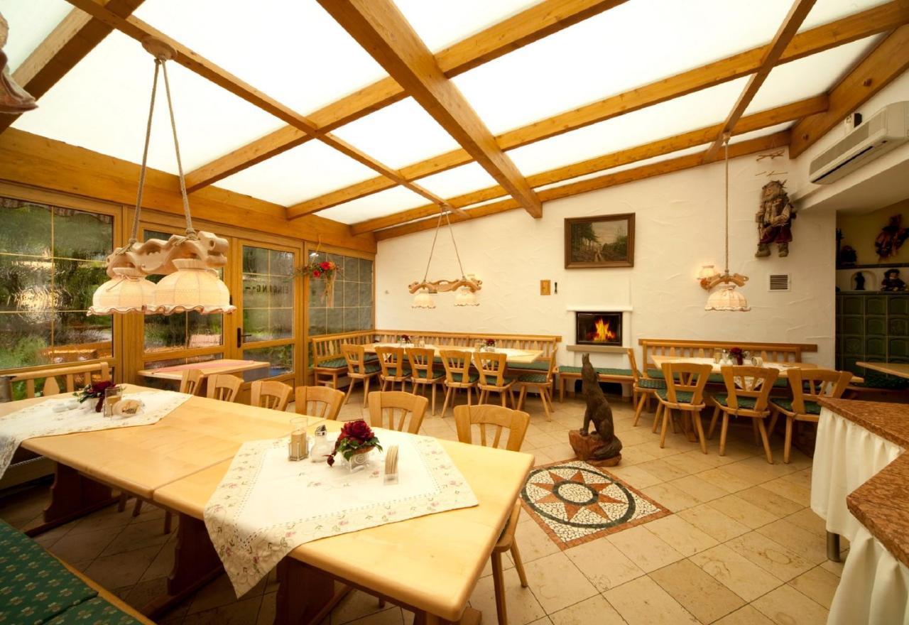 Gasthaus Zur Wolfsschlucht Hotel Sugenheim Kültér fotó